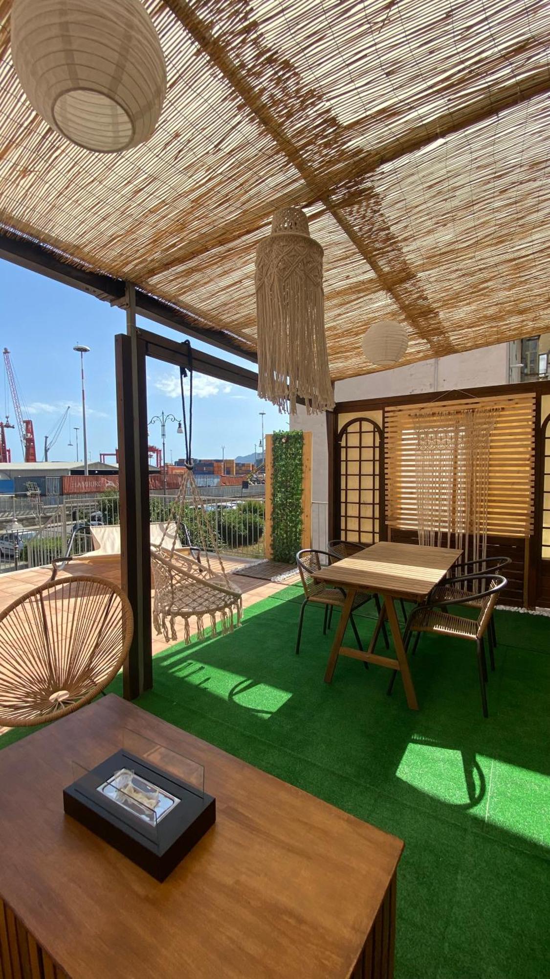 Ferienwohnung Giu Al Porto Salerno Exterior foto